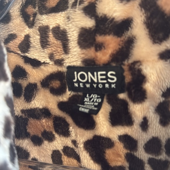 Animal Print Robe - Picture 3 of 5